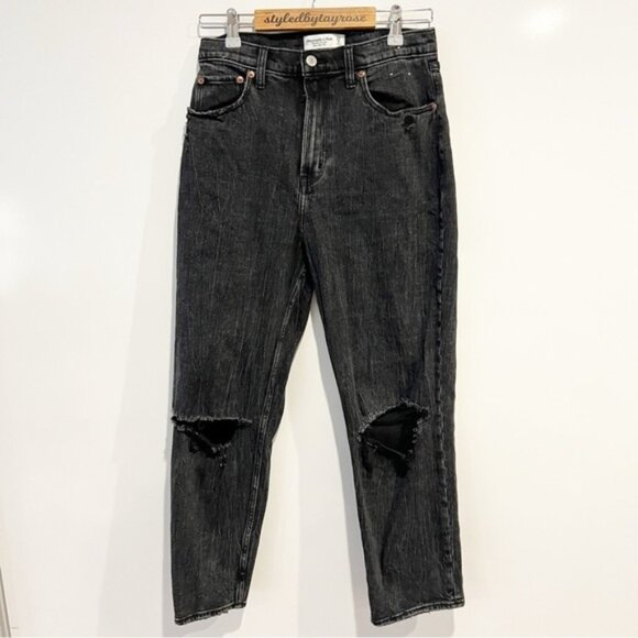 Abercrombie & Fitch Curve Love Ultra High Rise Ankle Straight Jeans - Picture 7 of 10